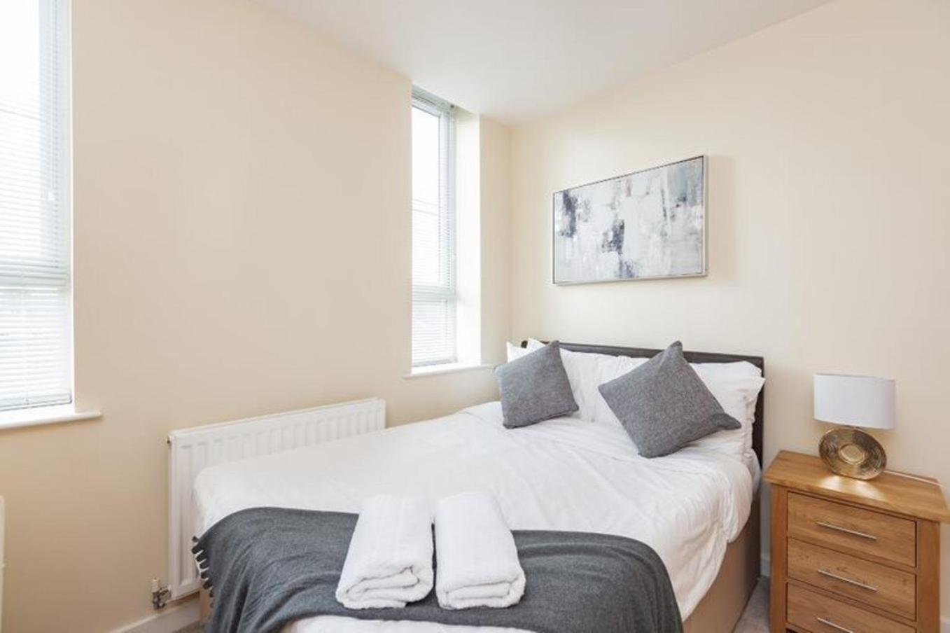 Maidstone Heights By Kasar Stays Extérieur photo