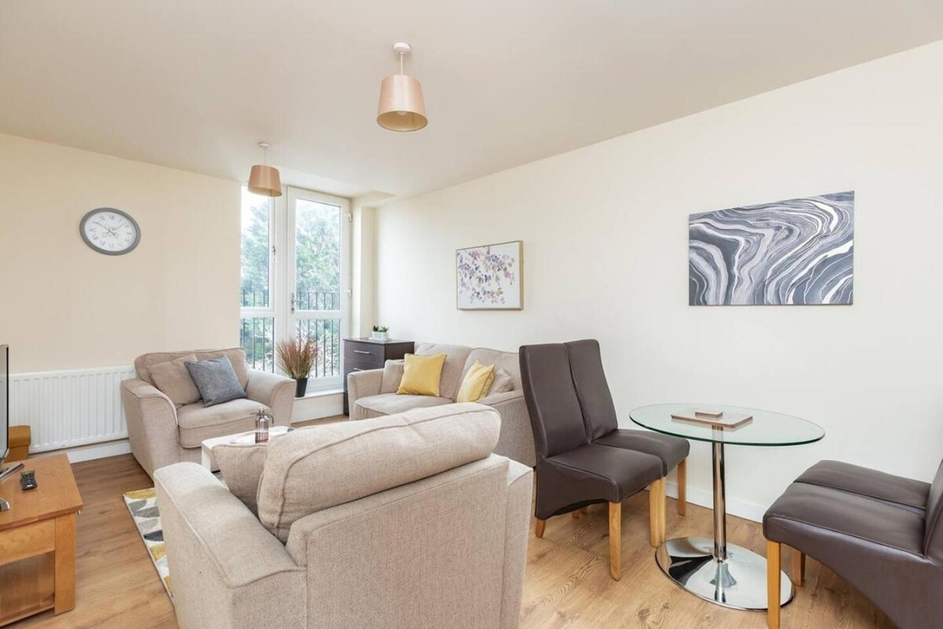 Maidstone Heights By Kasar Stays Extérieur photo