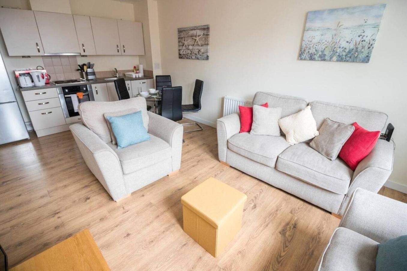 Maidstone Heights By Kasar Stays Extérieur photo