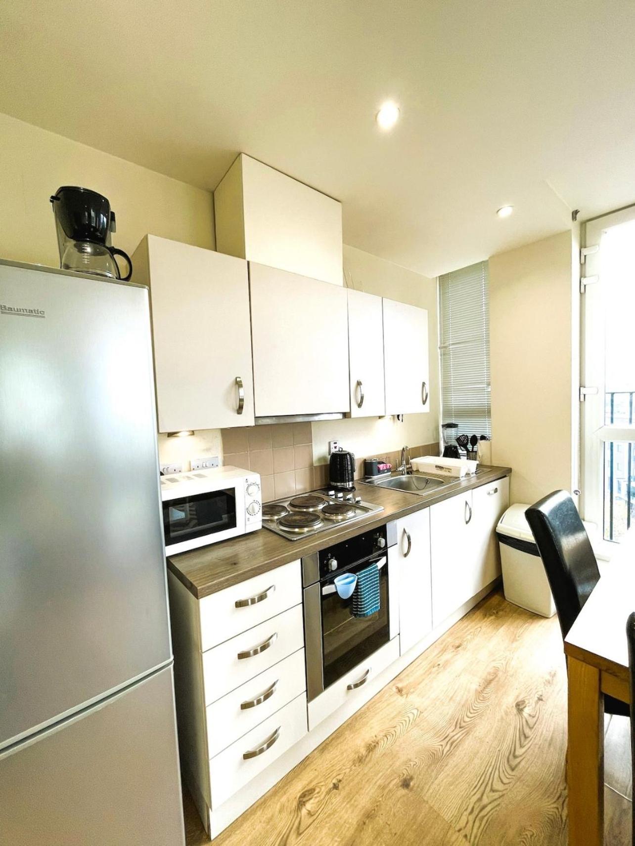Maidstone Heights By Kasar Stays Extérieur photo