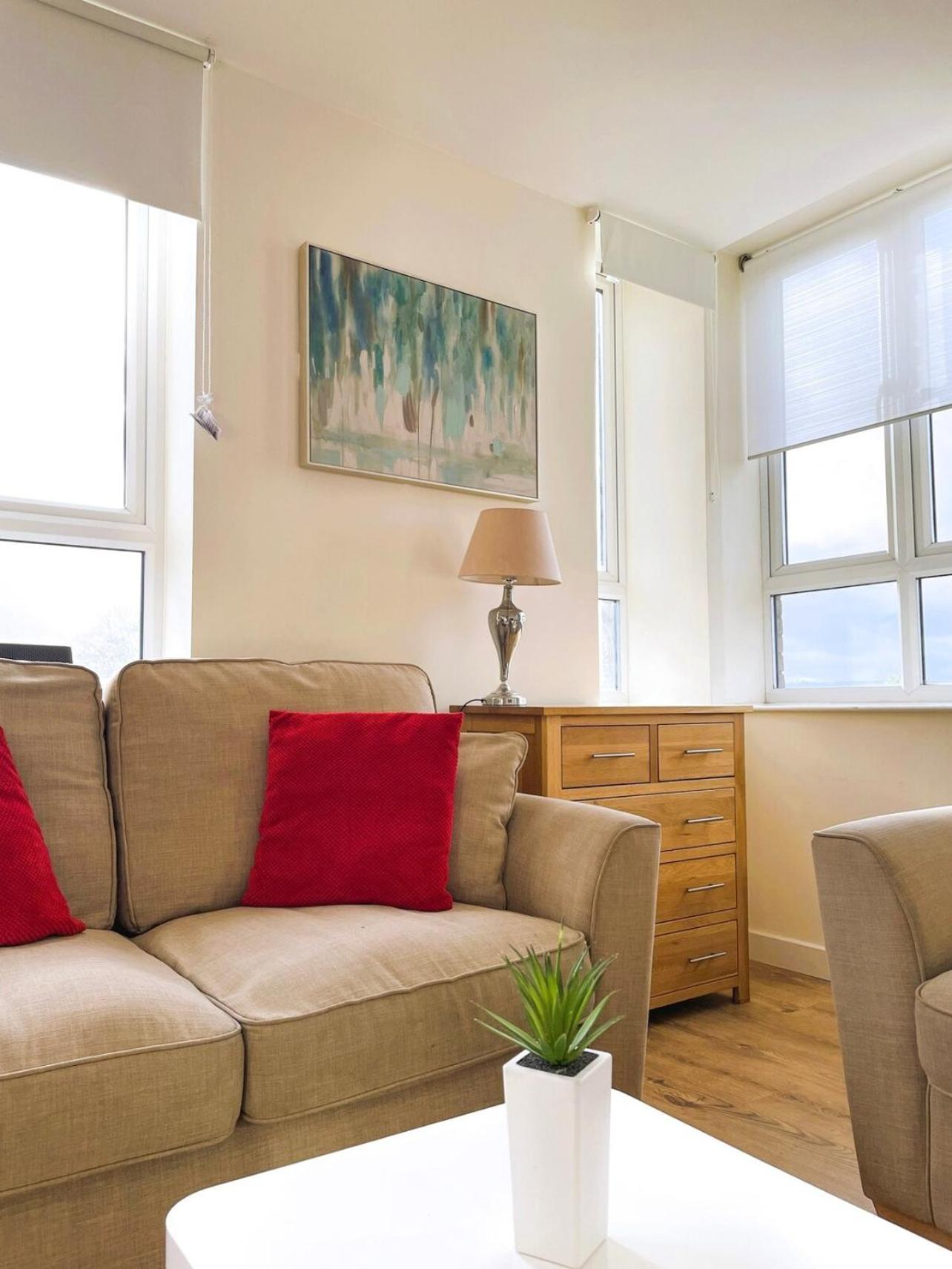 Maidstone Heights By Kasar Stays Extérieur photo