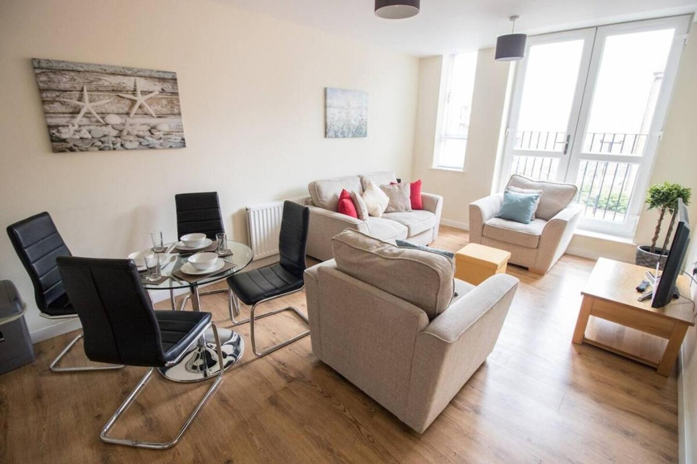 Maidstone Heights By Kasar Stays Extérieur photo